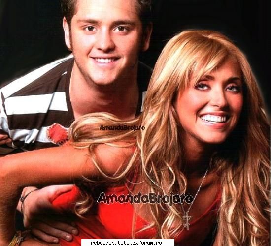 annie: cu poncho sau uker???? - mie imi place uker si le sta bine impreuna - anahi giovana